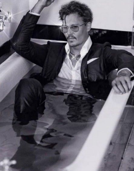 The Mirror and the Mistress